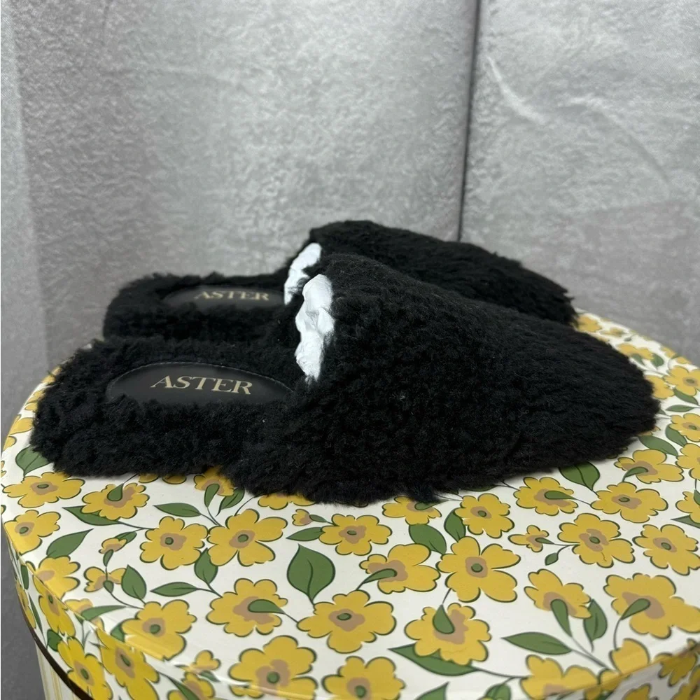 NEW ASTER Faux Fur Square Toe Mule Flat Black Women’s Sz 5
